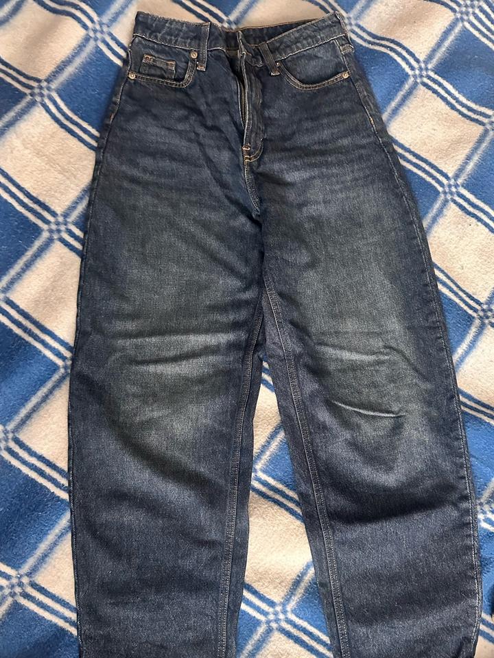 Джинсы H&M