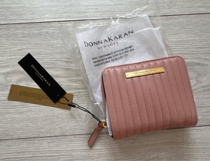 DKNY