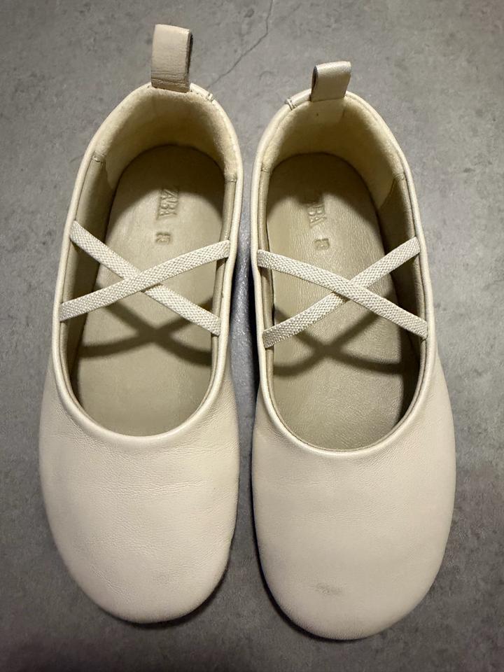 Балетки ZARA