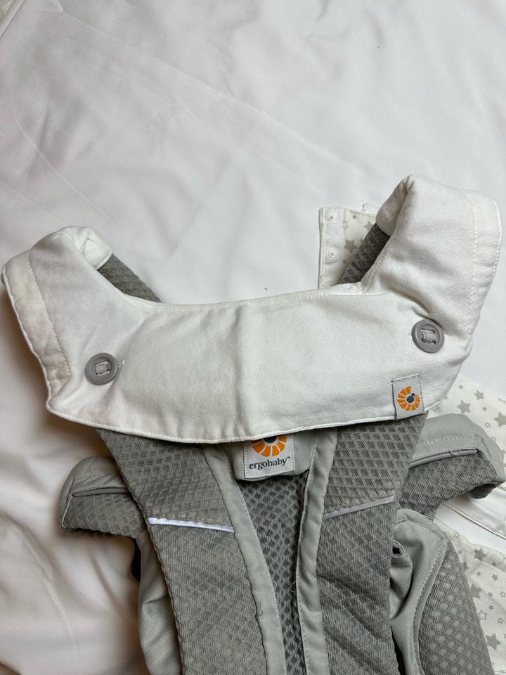Ergobaby
