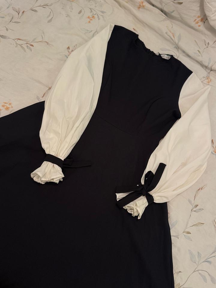 ELISA fashion woman