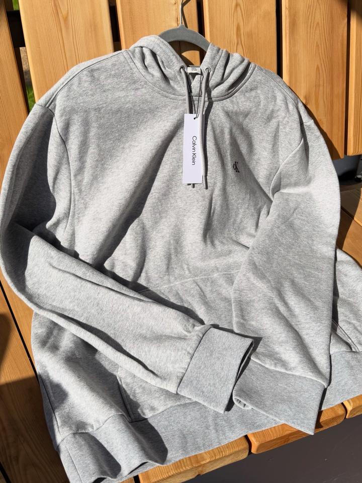 Худи Calvin Klein уни модель