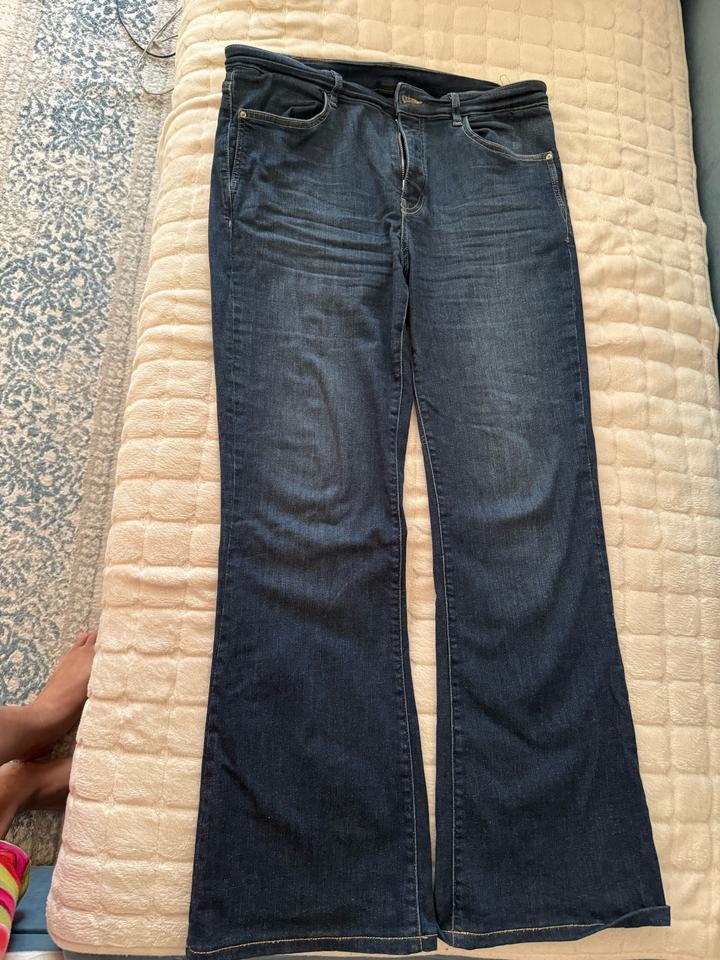 Джинсы Massimo Dutti