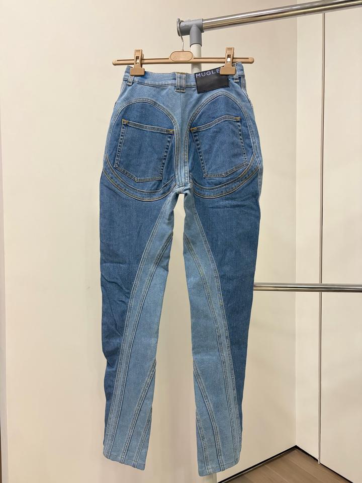 Mugler