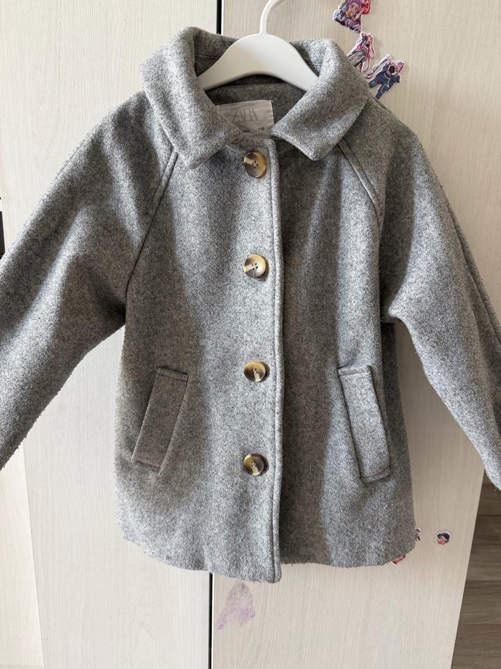 Пальто ZARA
