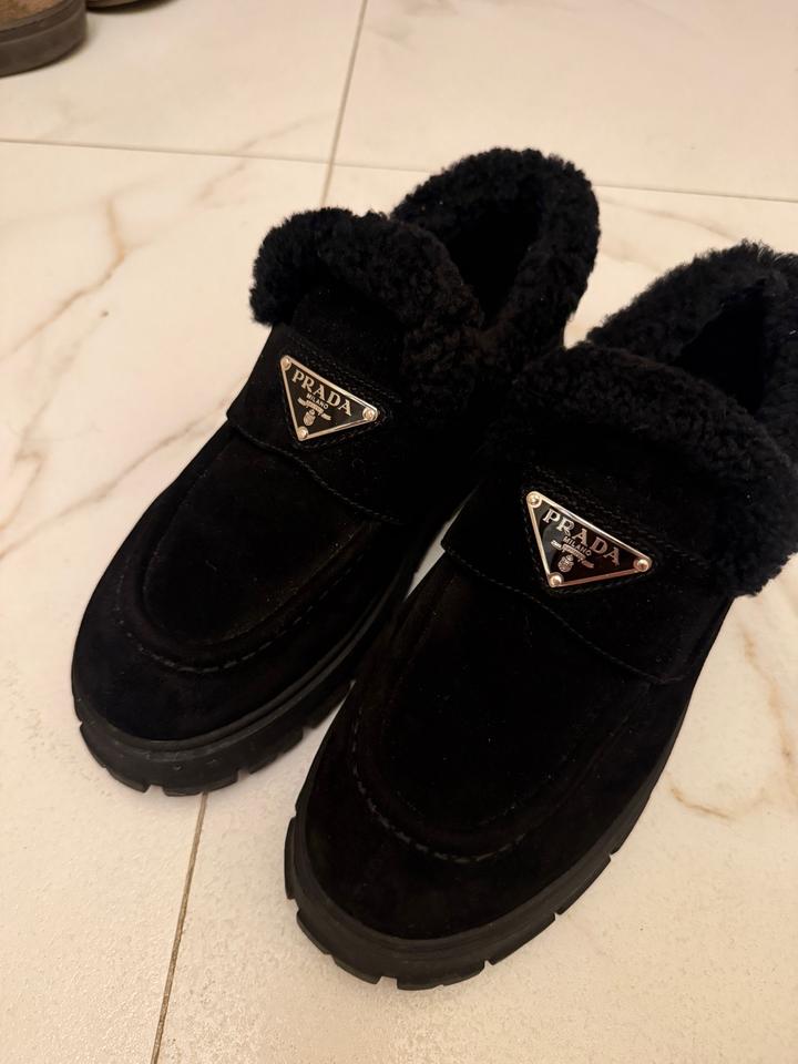 Лоферы Prada