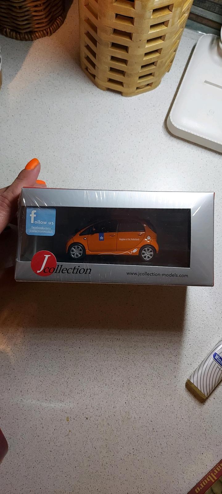 Коллекционная модель Mitsubishi i-MiEV 2010 J-Collection