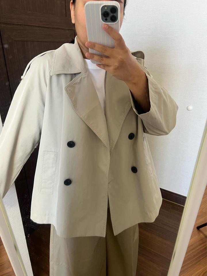 Укороченный тренч Massimo Dutti