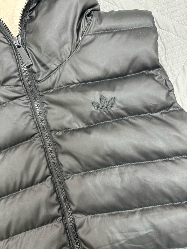 Жилет adidas