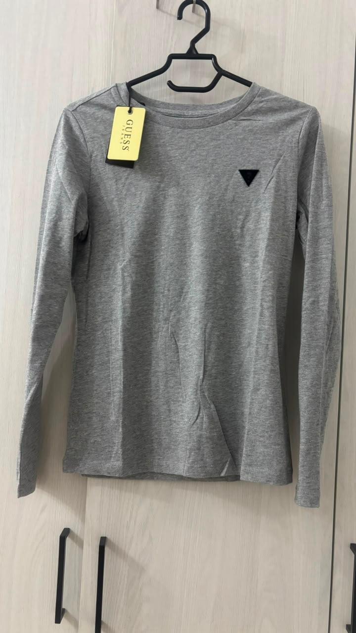 GUESS Лонгслив Гесс