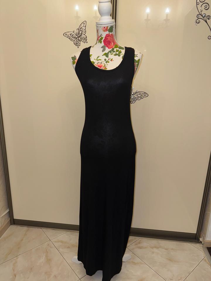 Черное длинное платье-макси H&M