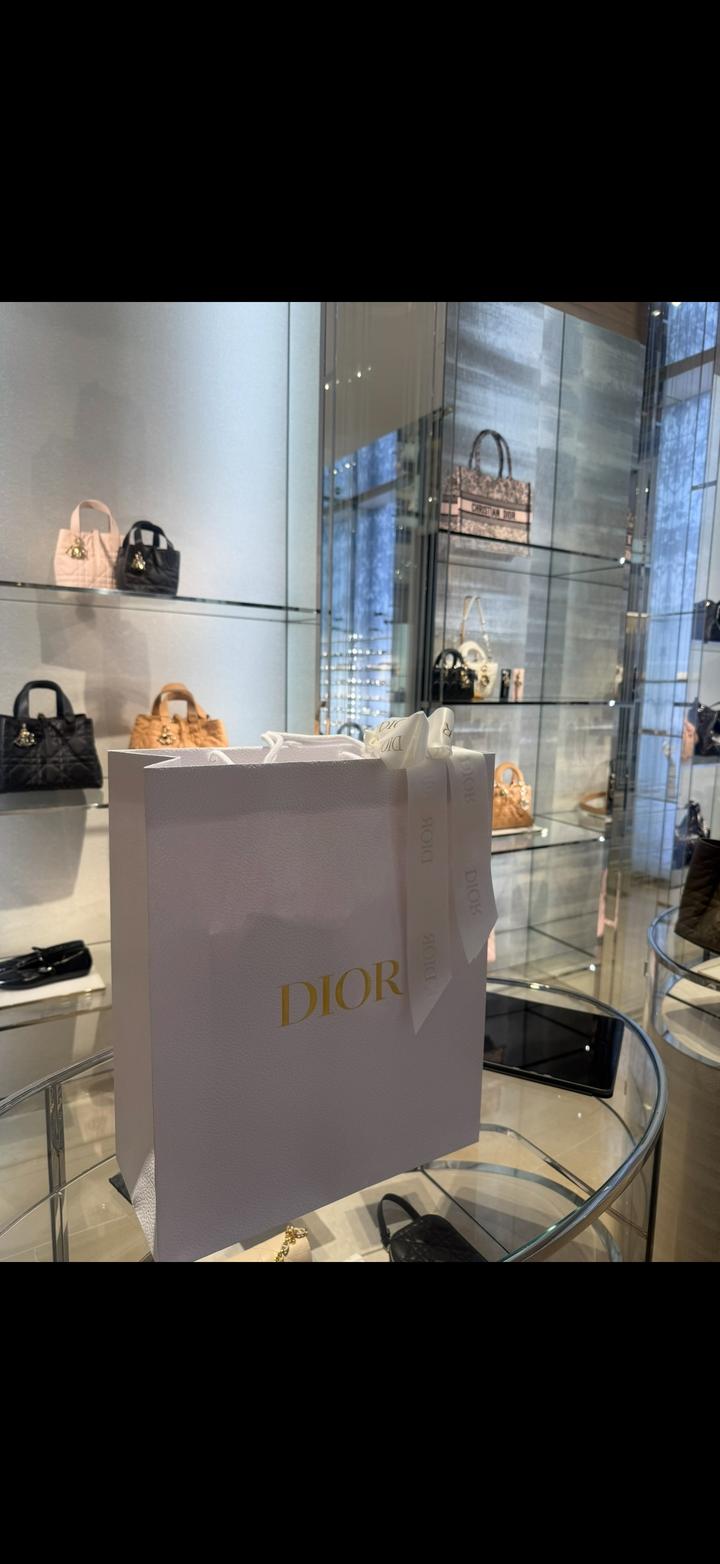 Dior
