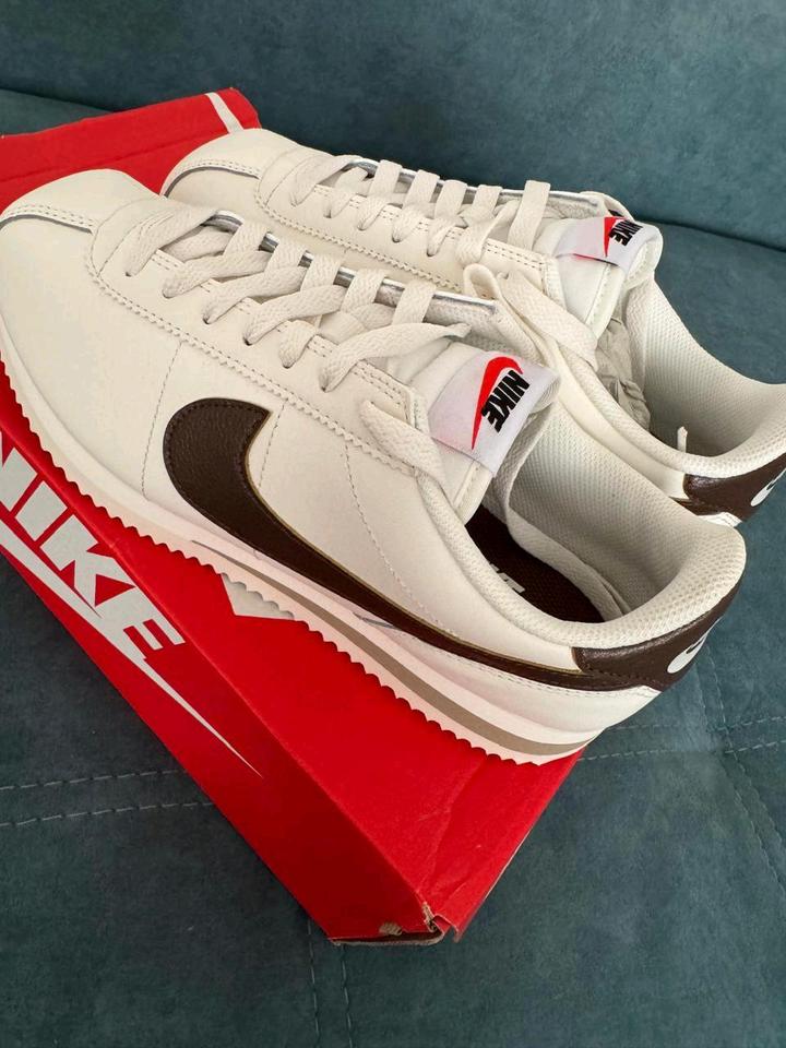 Nike