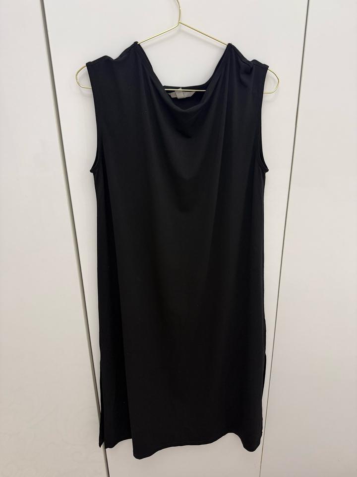 H&M Повседневное черное платье
