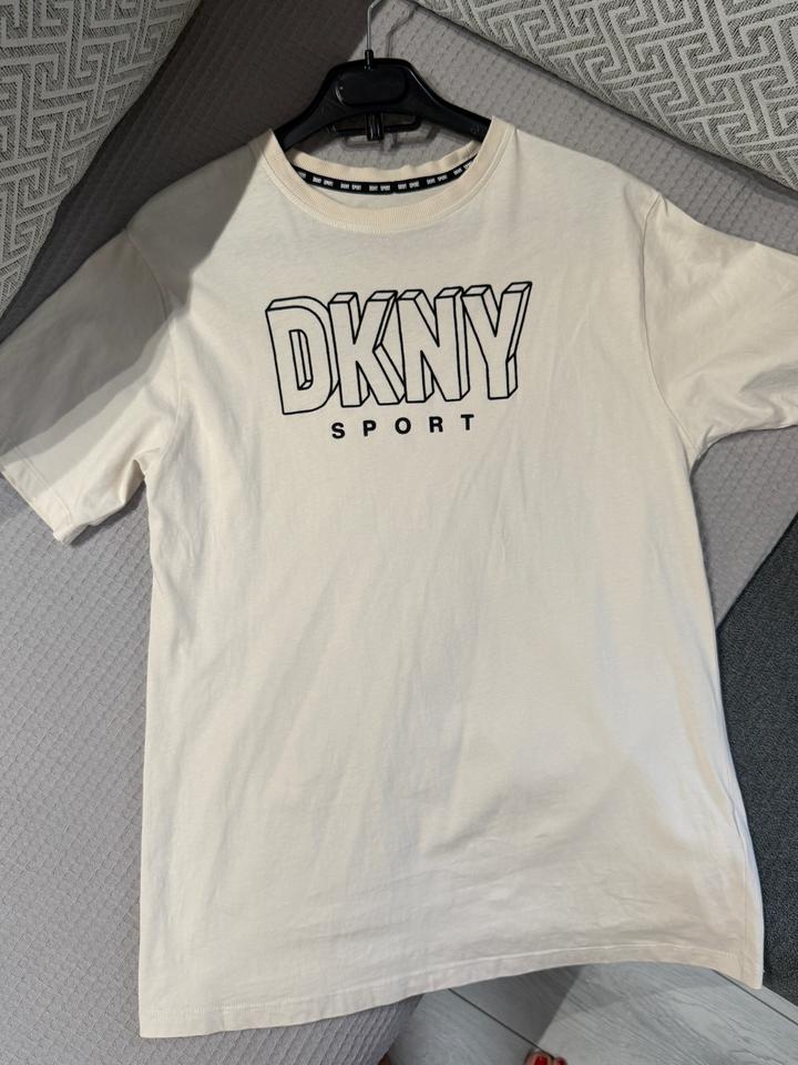 DKNY