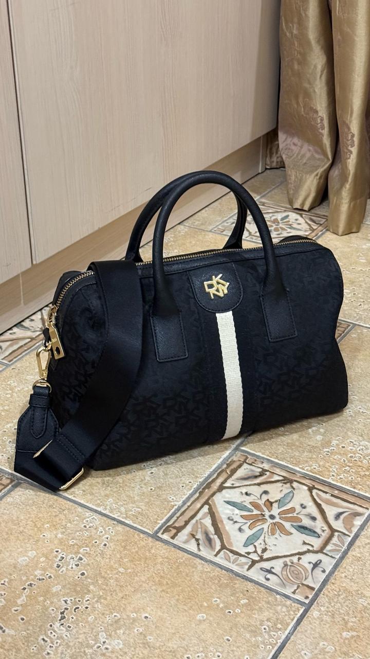 Сумка DKNY
