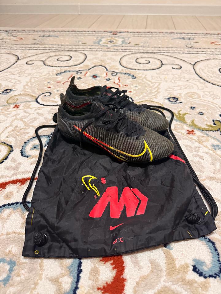Nike