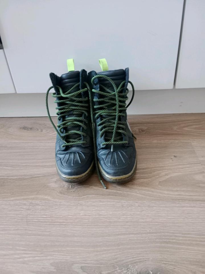 Nike