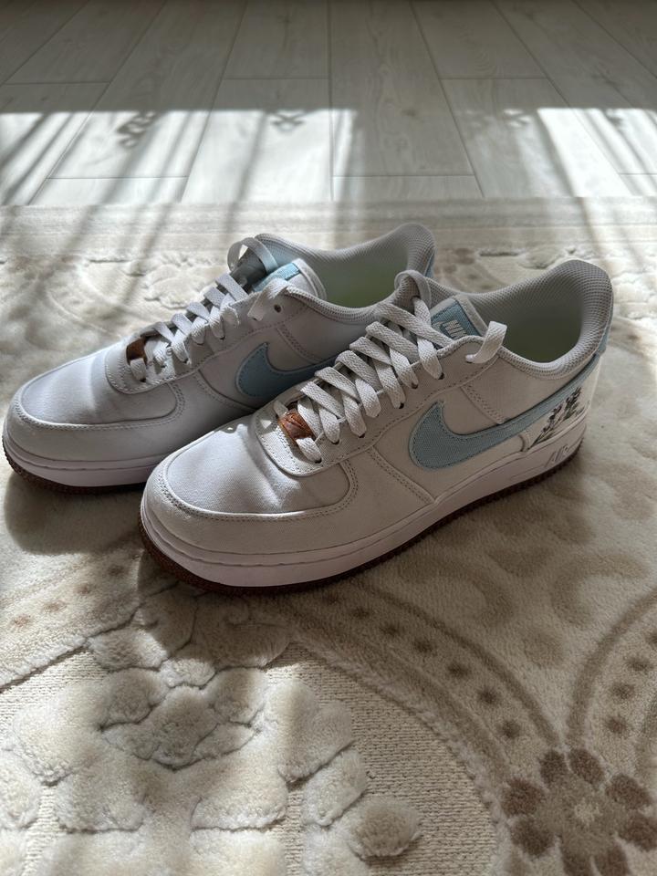 Nike Air Force