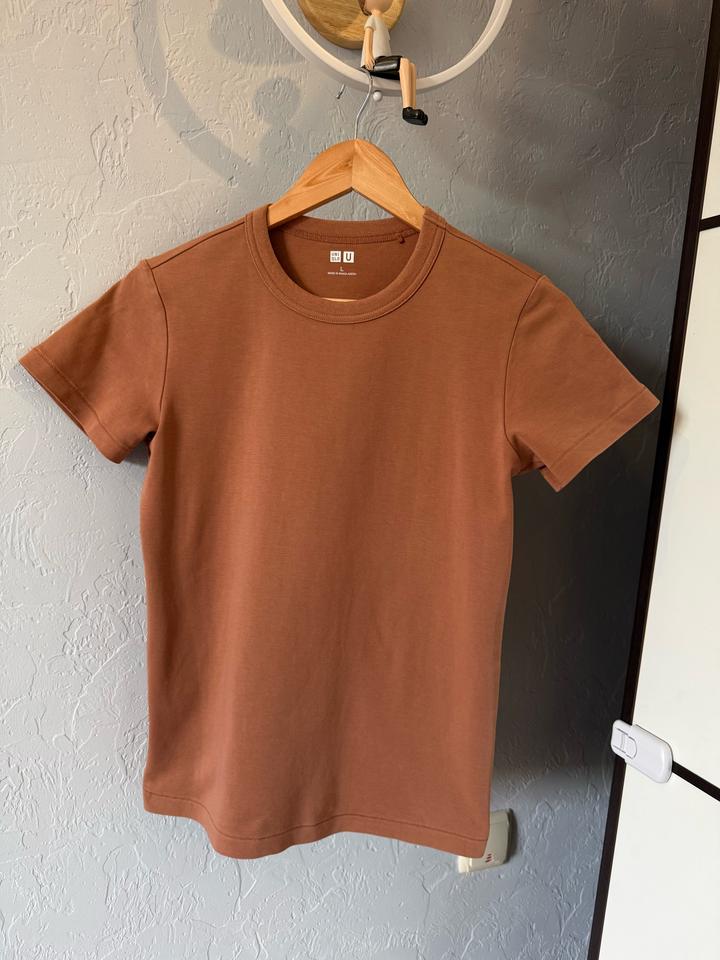Футболка Uniqlo