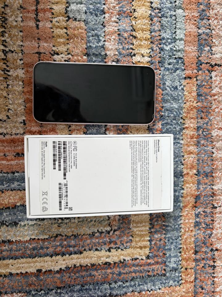 Apple iPhone 13 mini