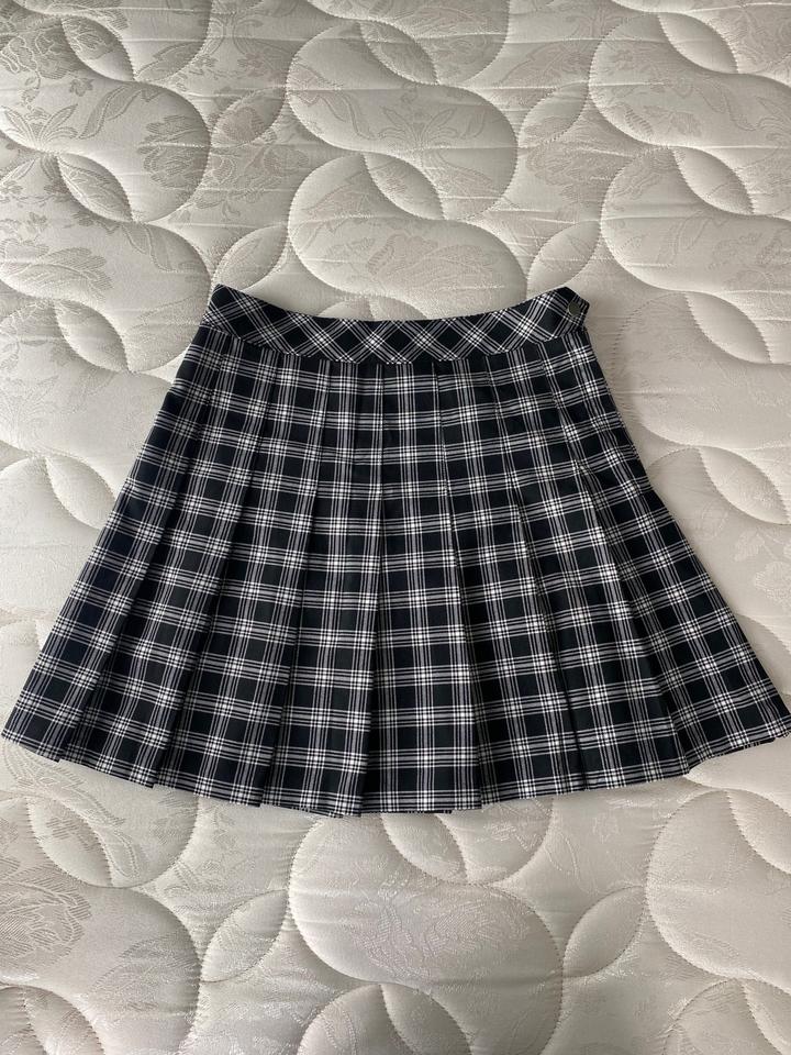 H&M
