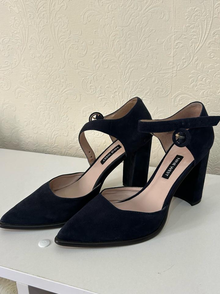 Nine West