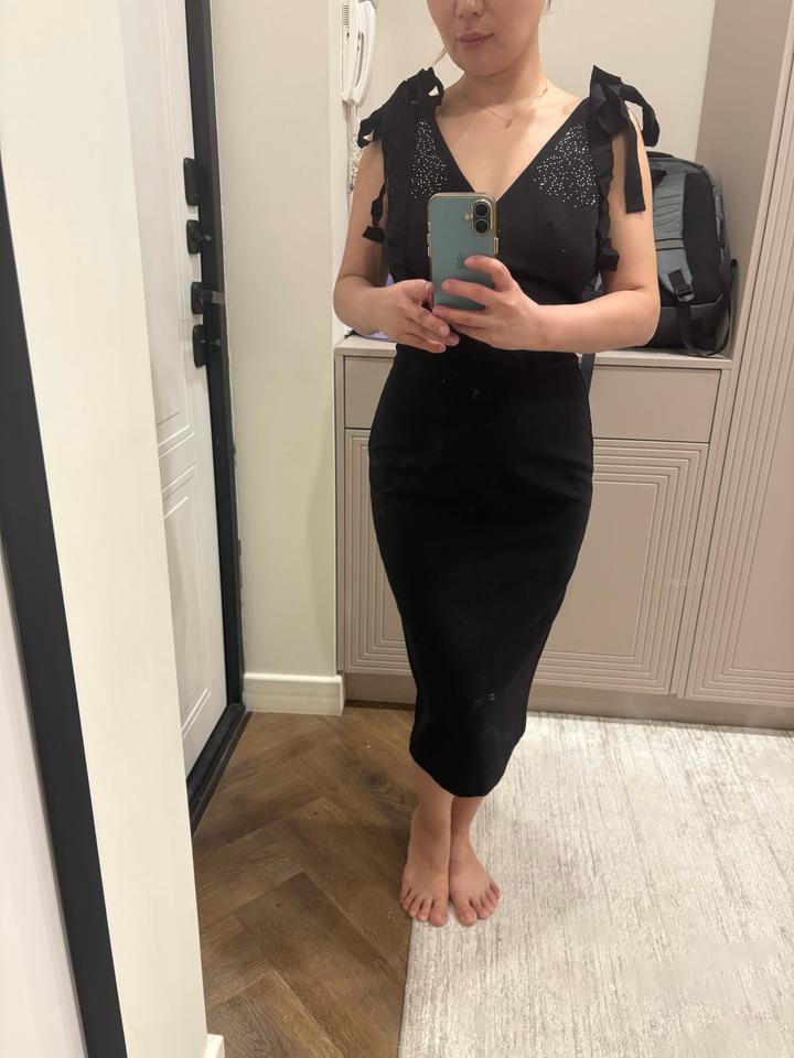 Zara Черное облегающее платье миди с декором из страз