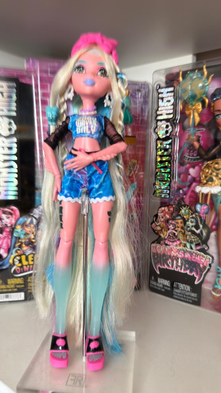 Кукла Monster High Лагуна Блю