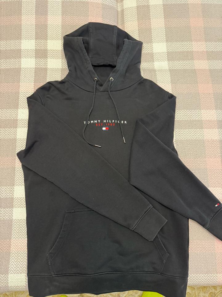 Tommy Hilfiger
