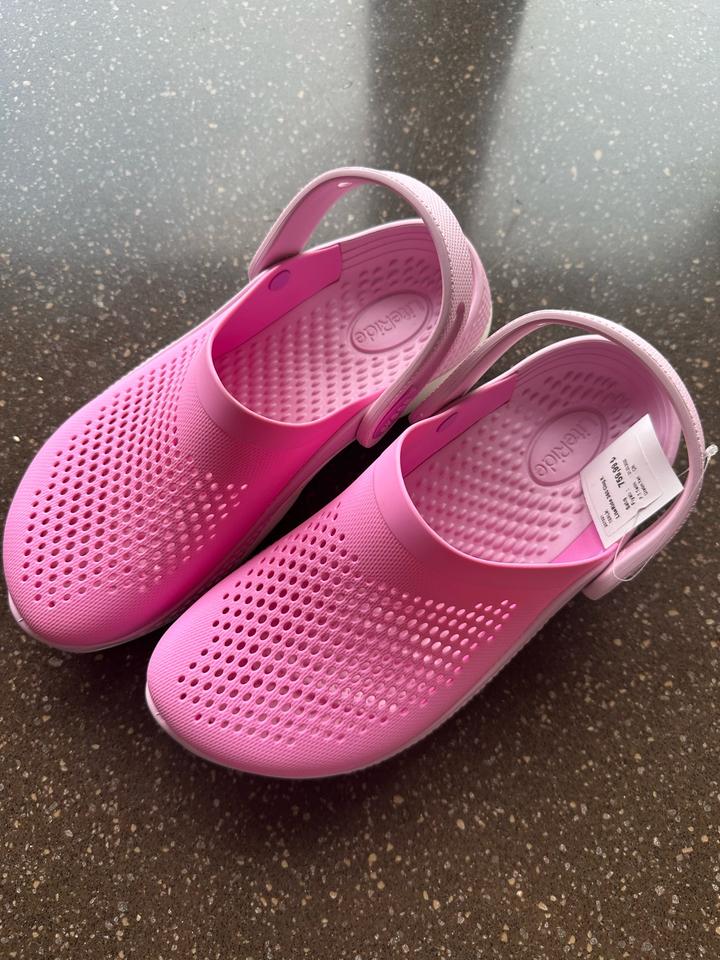 Crocs