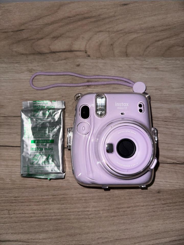 Instax