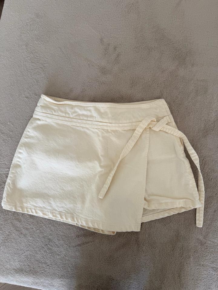 Zara Шорты-юбка с запахом