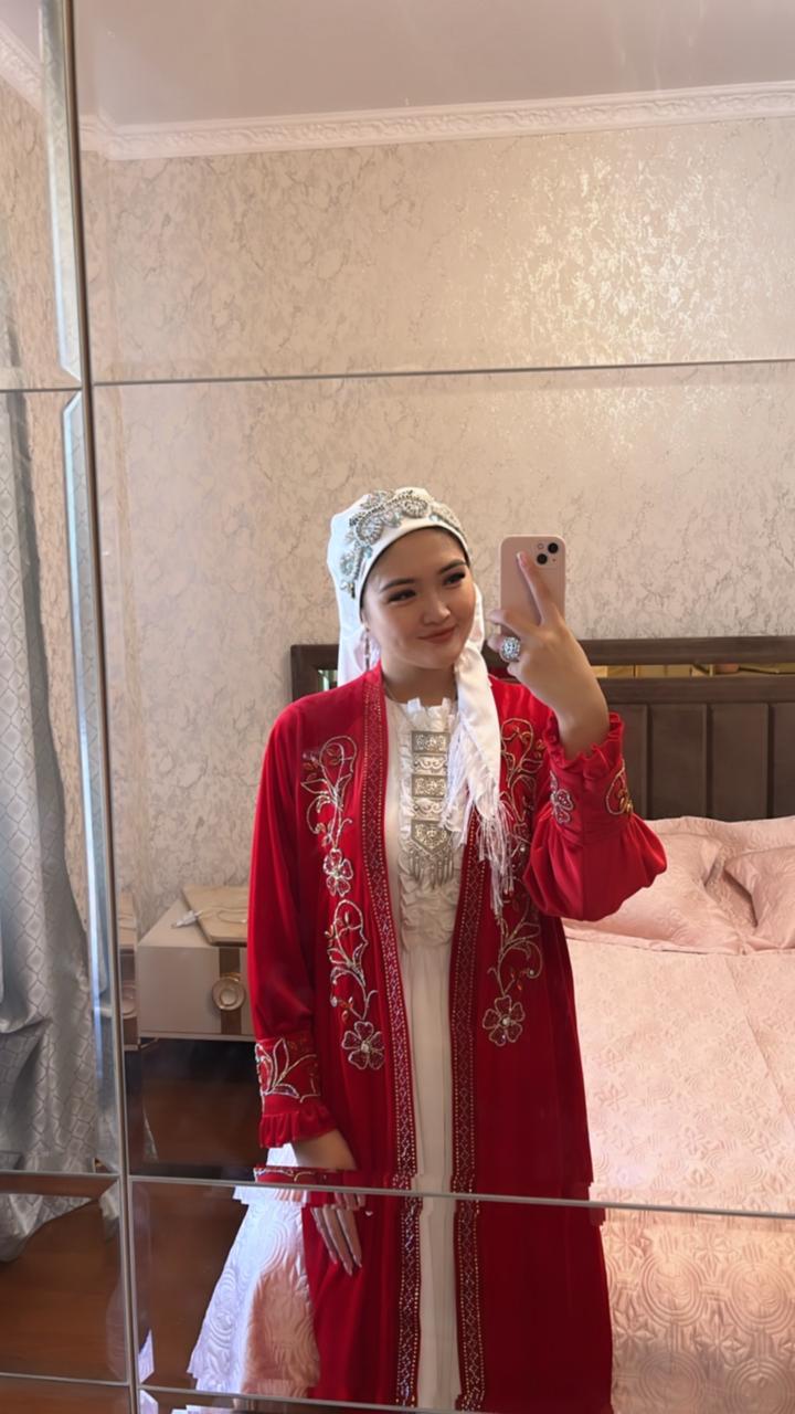 Национальное платье с чапаном