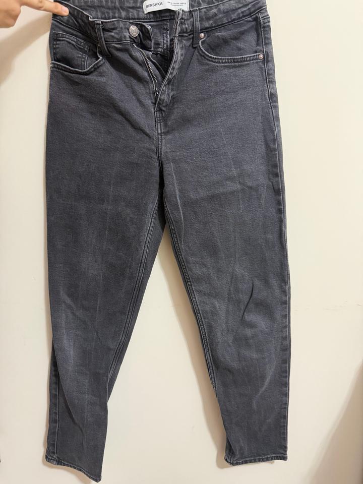 Bershka Черные скини джинсы Berska