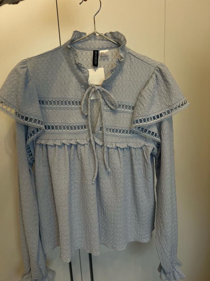 H&M Блуза DIVIDED