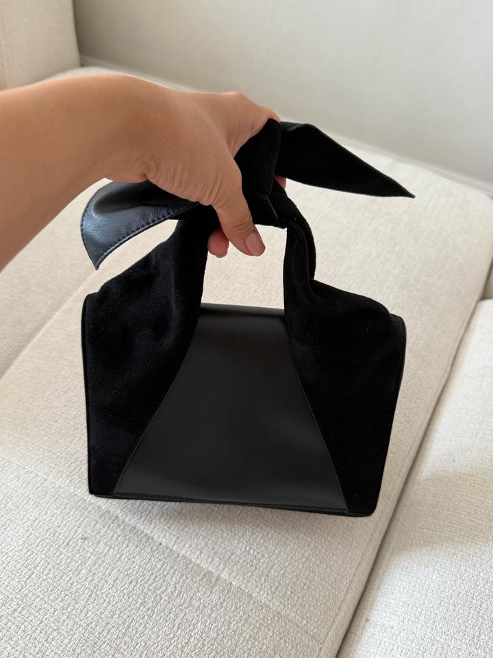 Сумка Charles & Keith