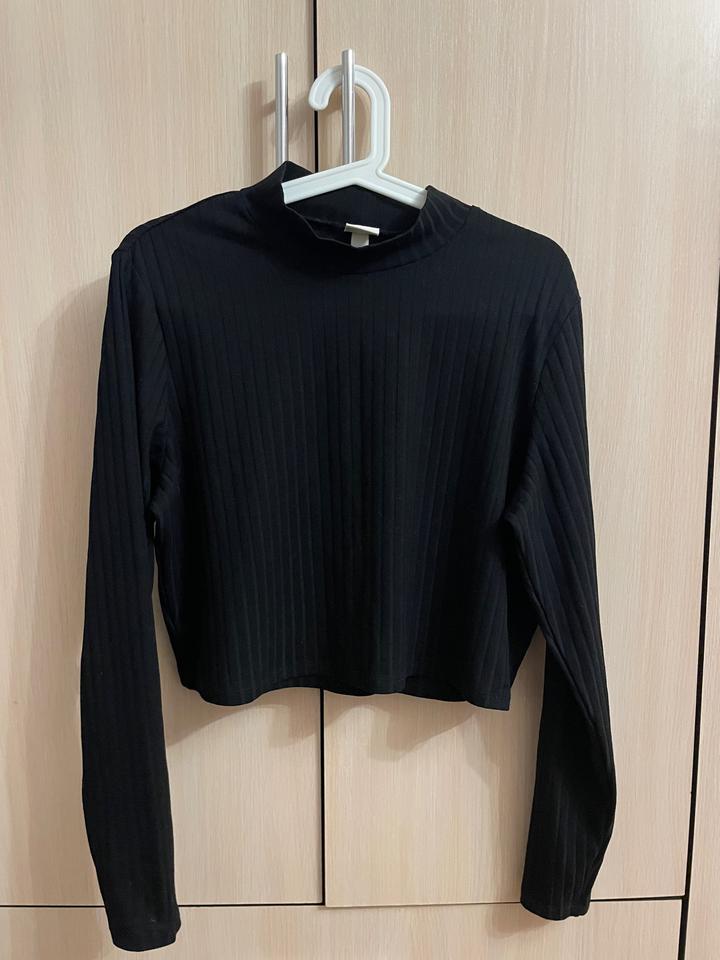H&M Укороченный лонгслив в рубчик
