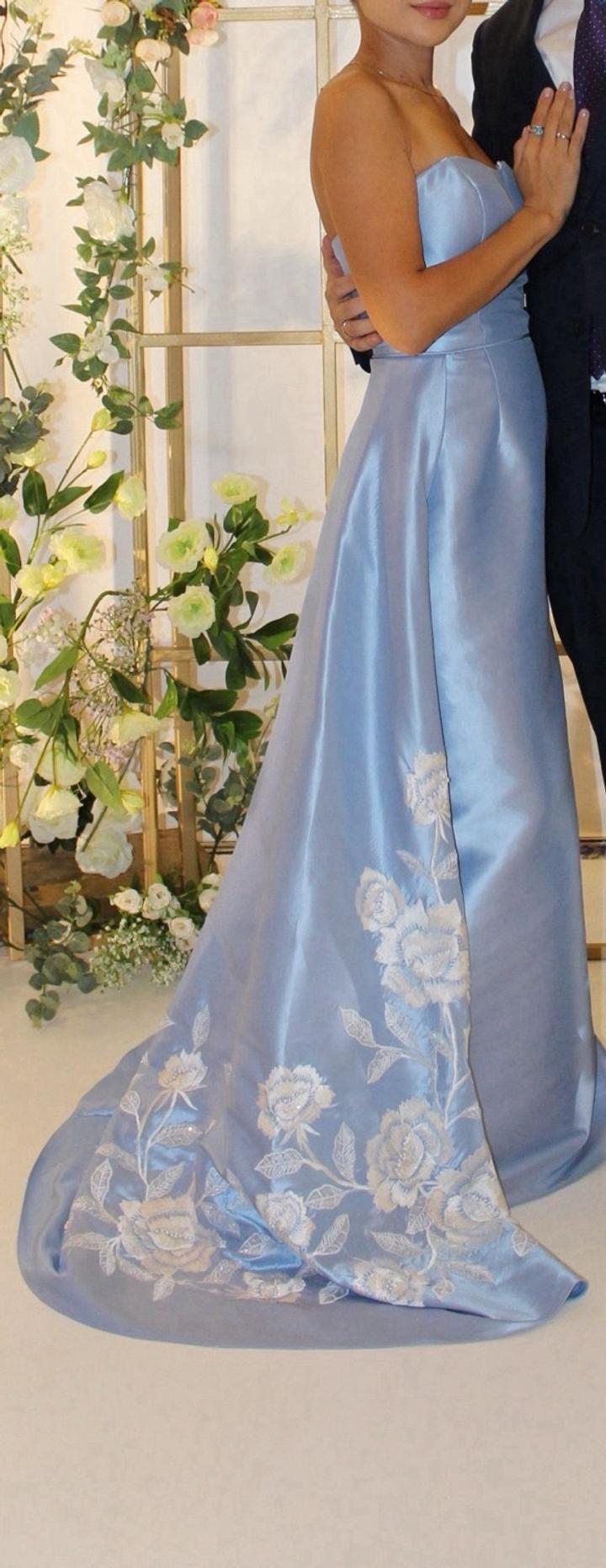 Sherri Hill Вечернее платье