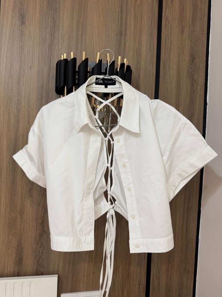 Укороченная рубашка ZARA со шнуровкой М