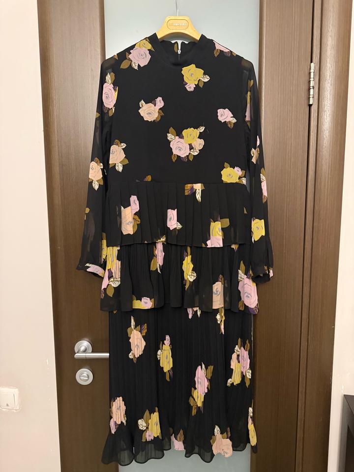 Платье Massimo Dutti