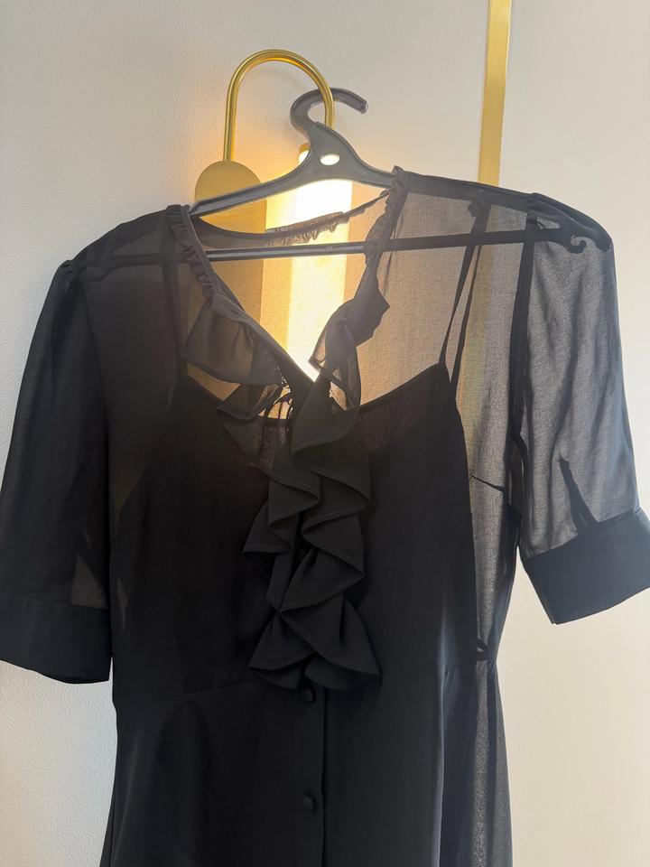 Zara Черное платье с оборками Зара