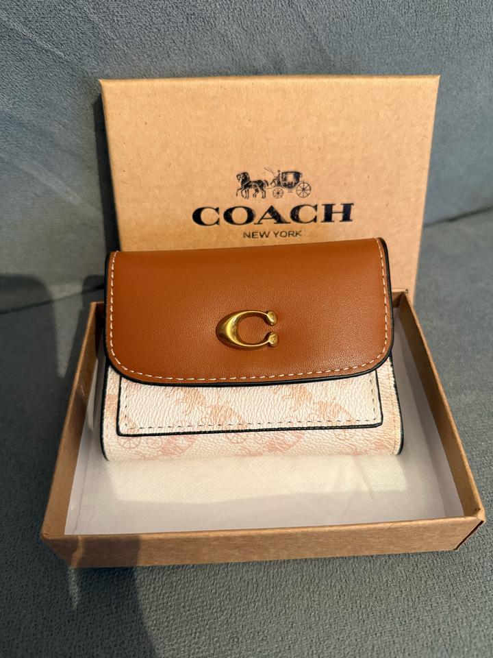 Coach