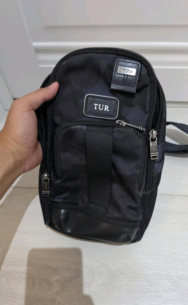 TUMI