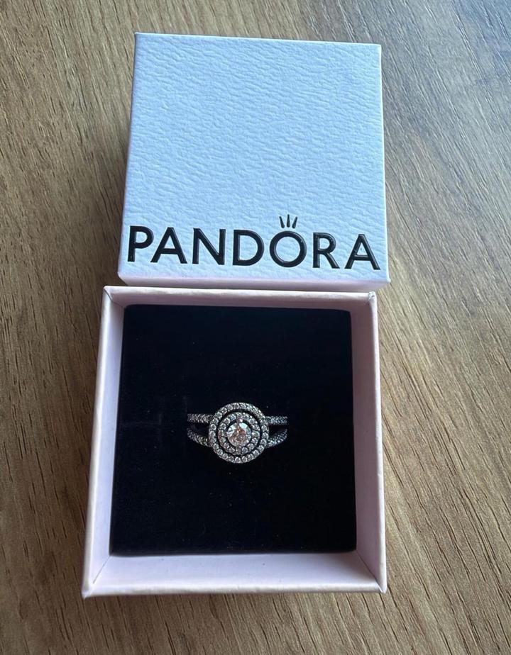Кольцо Pandora Сияние