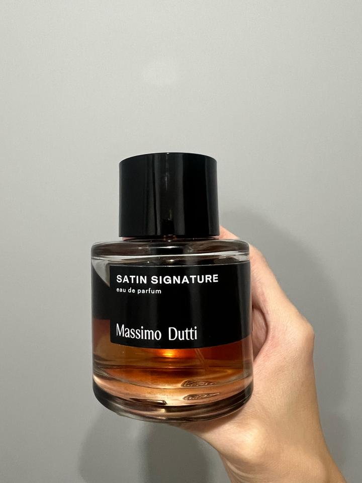 Massimo Dutti Satin Signature eau de parfum