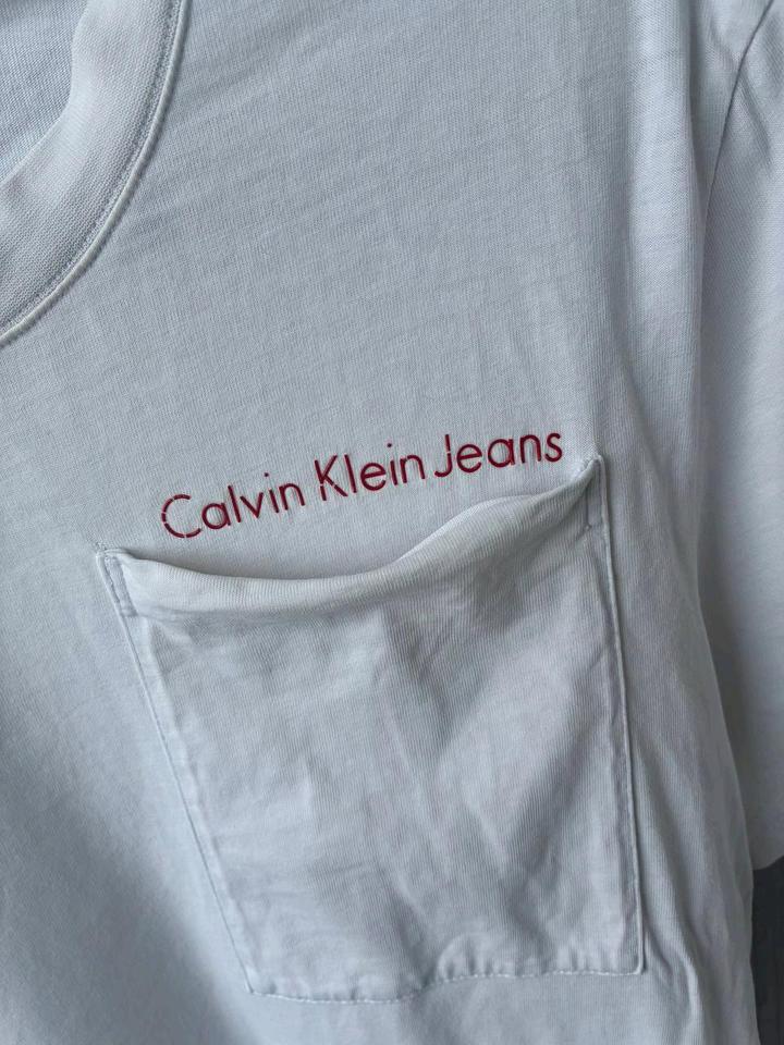 Calvin Klein T-shirt