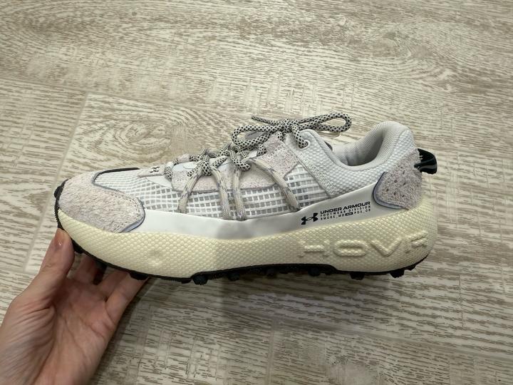 Under Armour Кроссовки