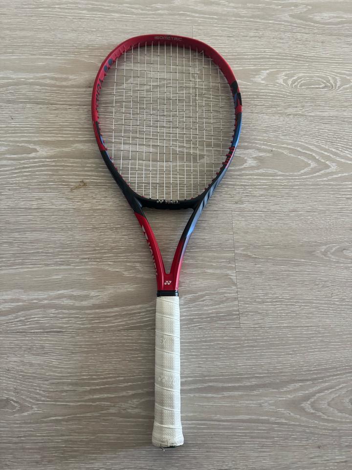 Yonex