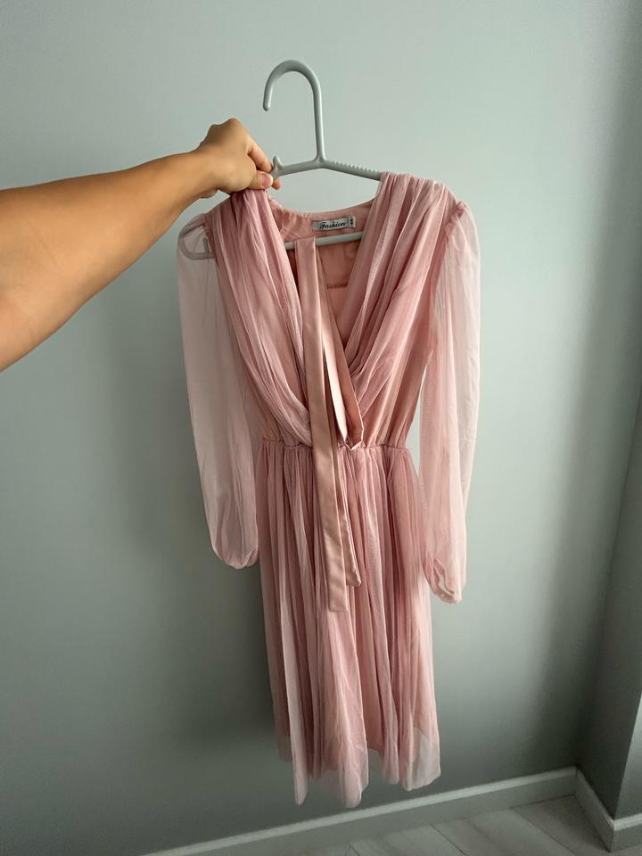 Fashion Розовое платье с ремешком